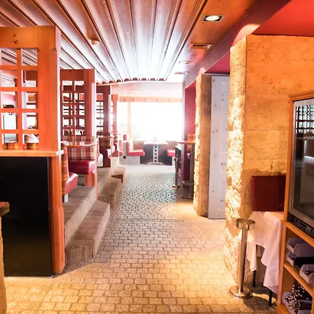 Kulm & Alpin Hotel 5*